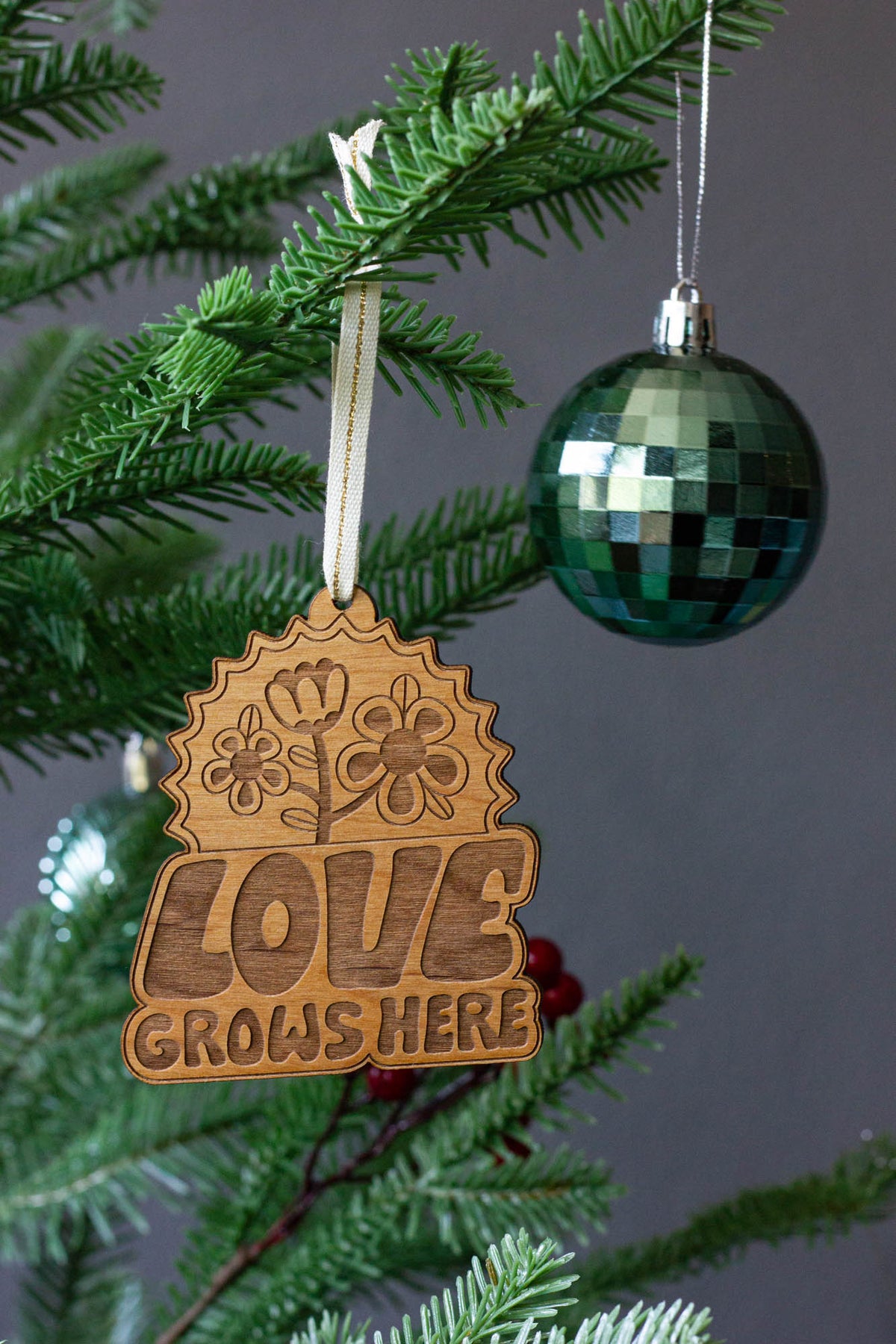 Love Grows Here Flowers Ornament