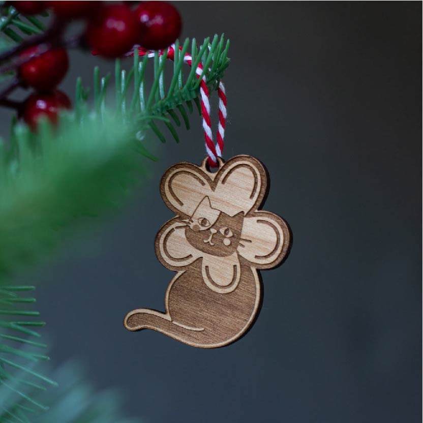 Cat in Daisy Mini Ornament